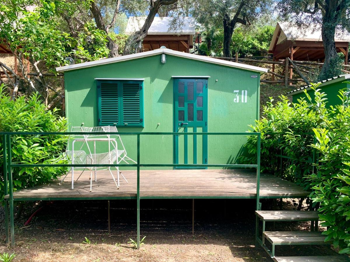 Hostel & Glamping Santa Fortunata Соренто Екстериор снимка