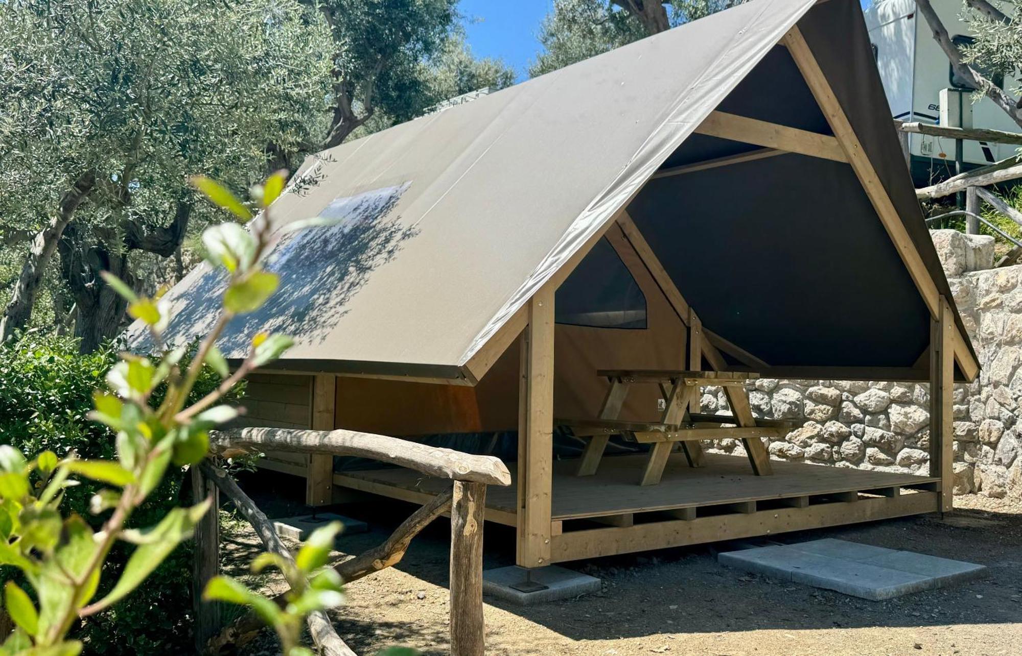 Hostel & Glamping Santa Fortunata Соренто Екстериор снимка