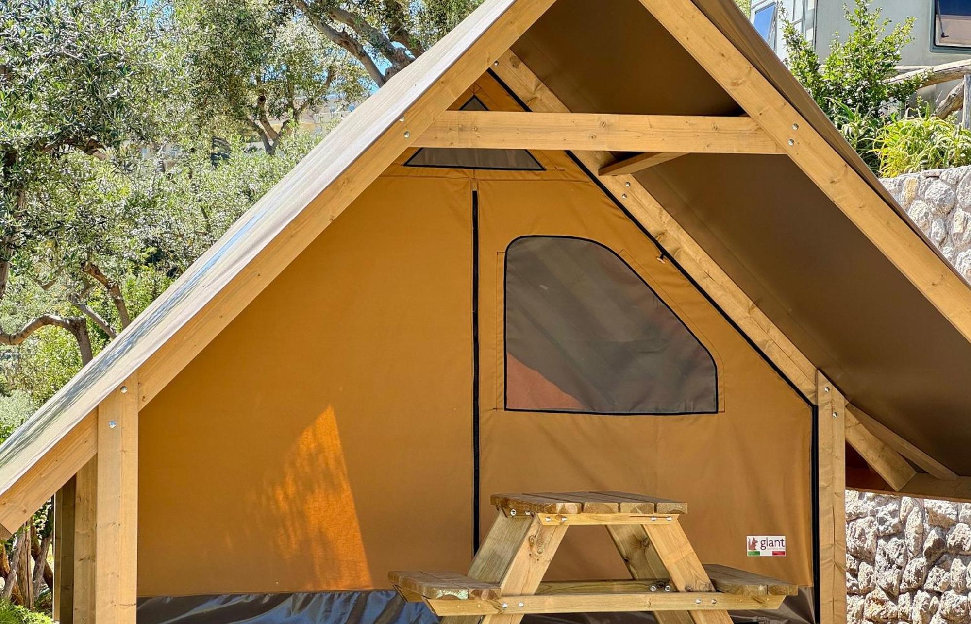 Hostel & Glamping Santa Fortunata Соренто Екстериор снимка